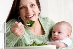 Особенности диеты для кормящих матерей