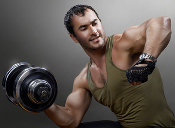 Упражнения для мужчин должны укреплять все группы мышц