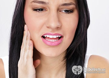 Болит зуб после удаления нерва - необходимо посетить врача