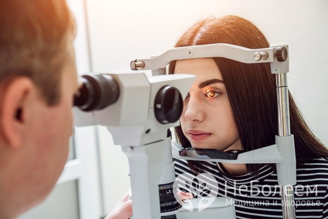 Детальное микроскопиеское исследование глаза позволяет диагностировать дистрофию роговицы
