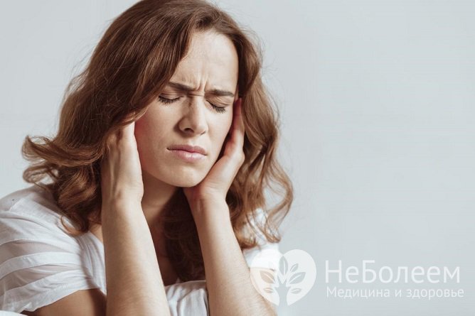 Интенсивная головная боль, усиливающаяся при наклонах головы – один из симптомов острого гайморита