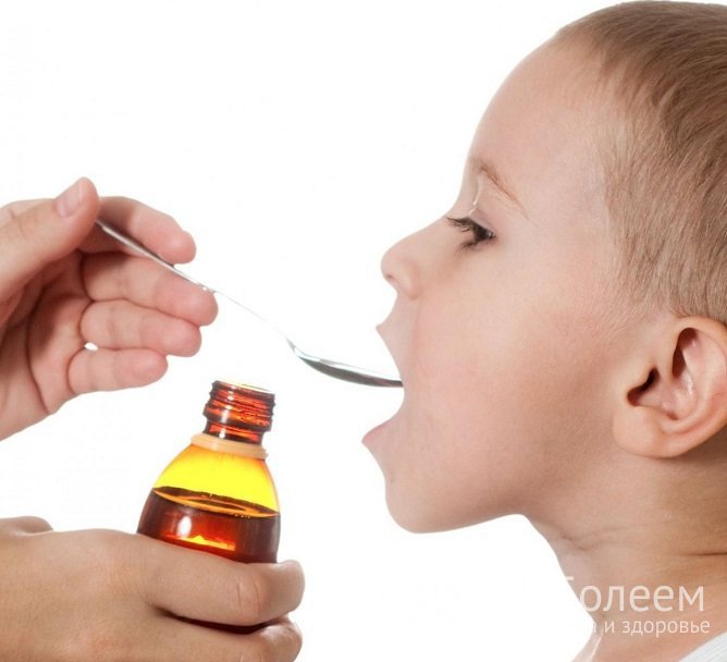 Лечение кашля у детей следует проводить только под контролем врача