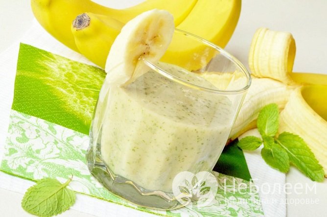 Бананово-мятное молоко, помимо противокашлевого, обладает и мягким успокоительным эффектом