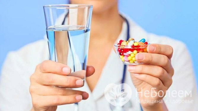 Пить гормоны в таблетках при климаксе или не пить? Перед тем, как принять решение, необходимо посоветоваться с врачом