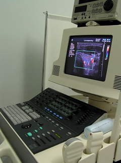 Ультразвуковой эхокардиограф для проведения эхокардиографии