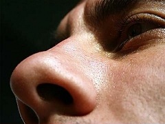 Чихание - это защитная функция носовой полости