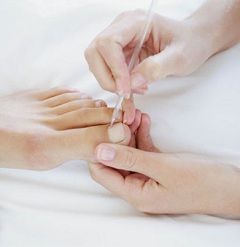 Педикюр - комплексный уход за ногтями и кожей ног