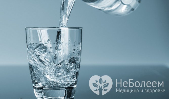 Привычки, вредящие почкам: ограничение потребления воды