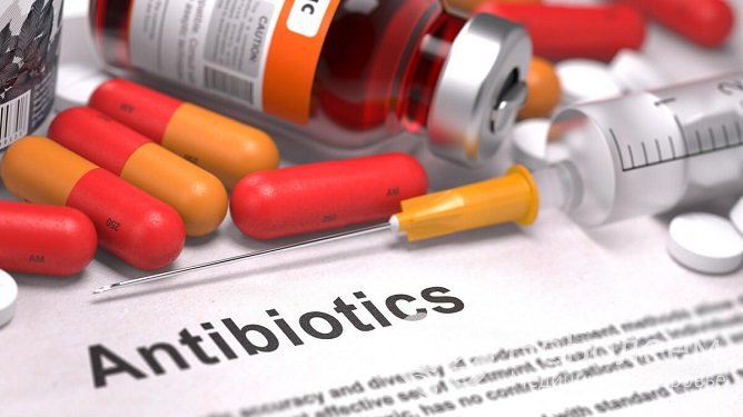 Антибиотики – основное средство лечения атипичной пневмонии