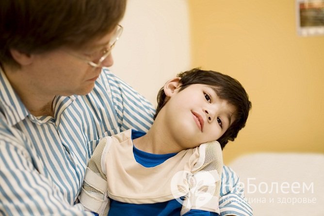 Одна из методик лечения аутизма у детей – холдинг-терапия