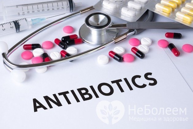 Для лечения инфекционно эндокардита назначают антибиотики