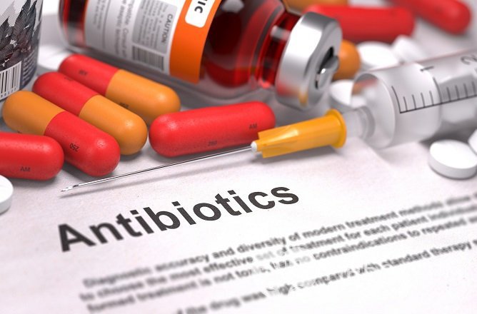 Основным вариантом лечения твердого шанкра являются антибиотики