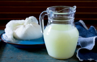 Молочная сыворотка: 7 полезных свойств знакомого продукта