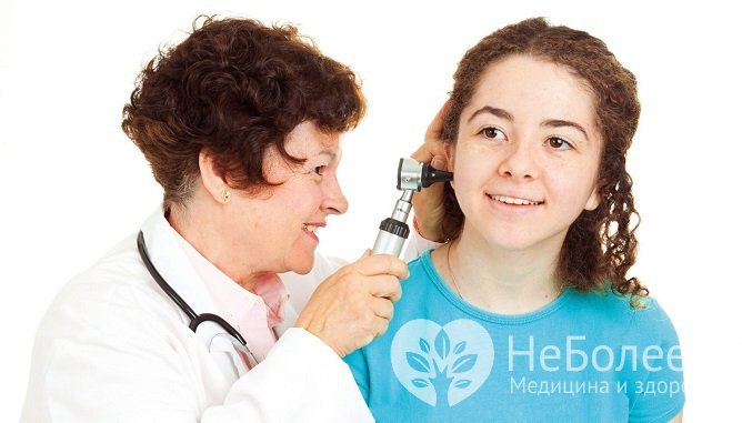 При отечности ушей (или одного уха) следует обратиться к врачу, так как патология может оказаться серьезной