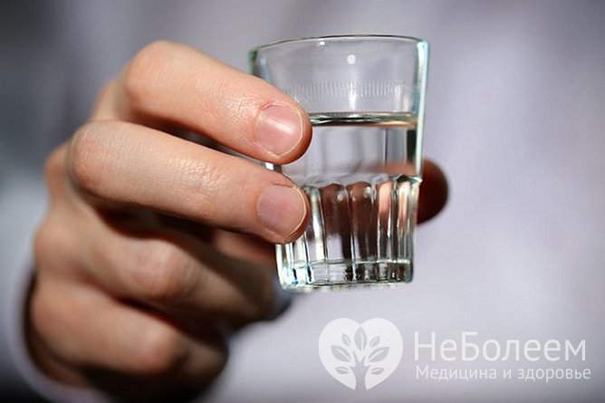 Повышает давление водка или понижает?