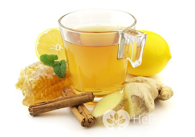 Имбирный чай с лимоном и медом – прекрасное средство профилактики артериальной гипертензии и целого ряда других заболеваний