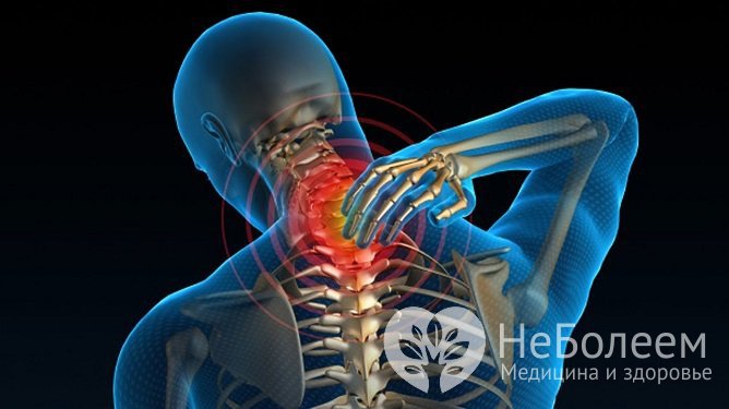 При шейной локализации патологии усиление боли отмечается при любом движении головой